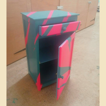 Cabinet Open